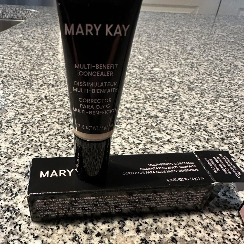 Multi benefit concealer